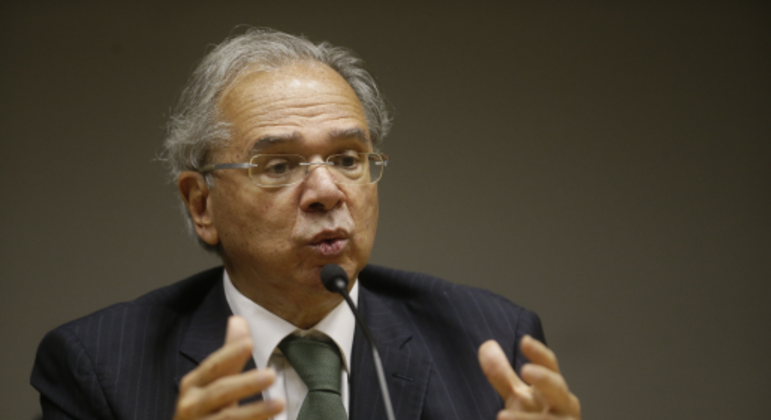 Governo nomeia três novos secretários na equipe de Guedes